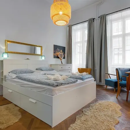 Liberty Square Lejlighed *